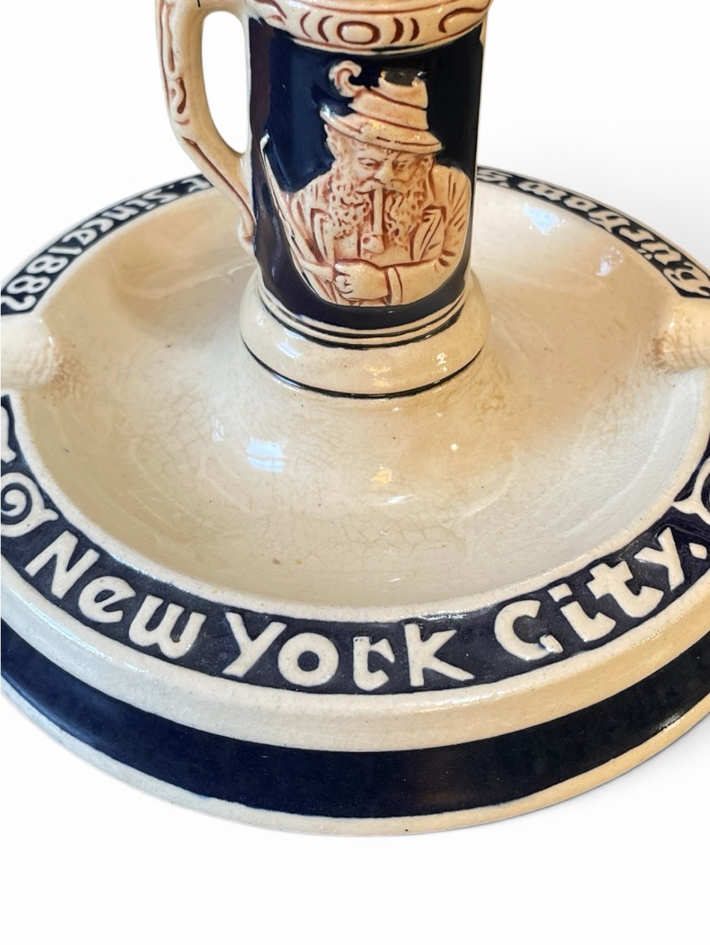 Vintage ceramic ashtray from Luchows restaurant in NYC, which closed in 1982 - Picture 3 of 4